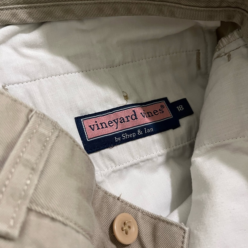 Vineyard Vines boys club short